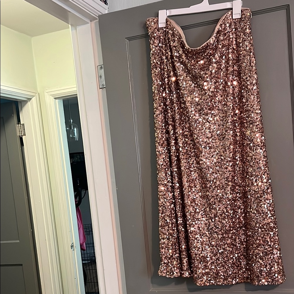ARULA Gold Sequin A-Line Midi Skirt